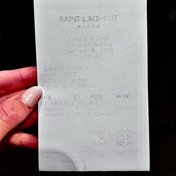 Saint Laurent Cassandre Chain Wallet - Picture 9 of 14